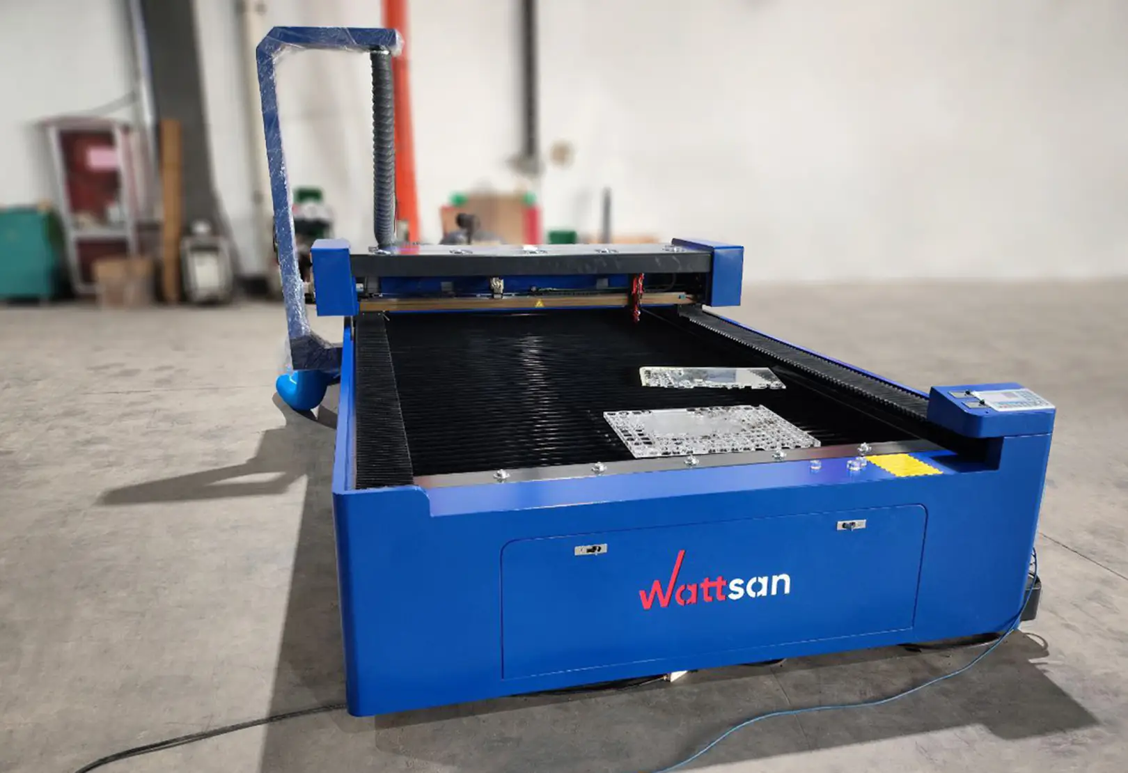 Лазерный CO2-станок Wattsan Flat Bed PRO 1616 с трубкой 300 Вт