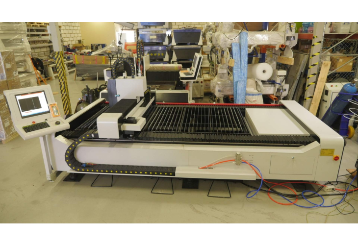 Превью 12 к Лазерный станок по металлу WATTSAN 1325S 7000 Вт Maxphotonics