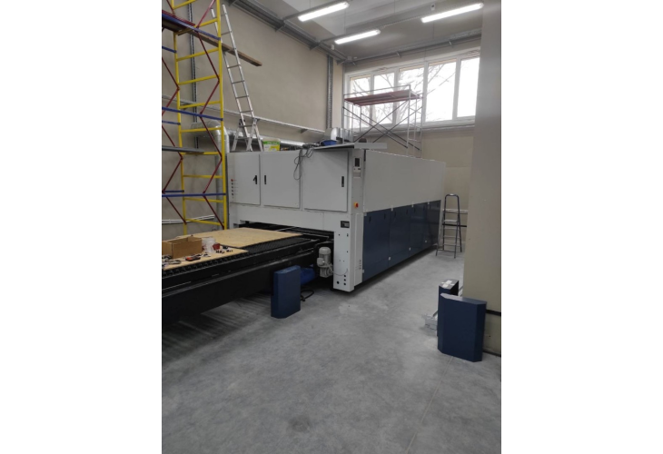Превью 8 к Лазерный станок по металлу WATTSAN 1530S TABLECHANGE CABINE 4000 Вт Raycus