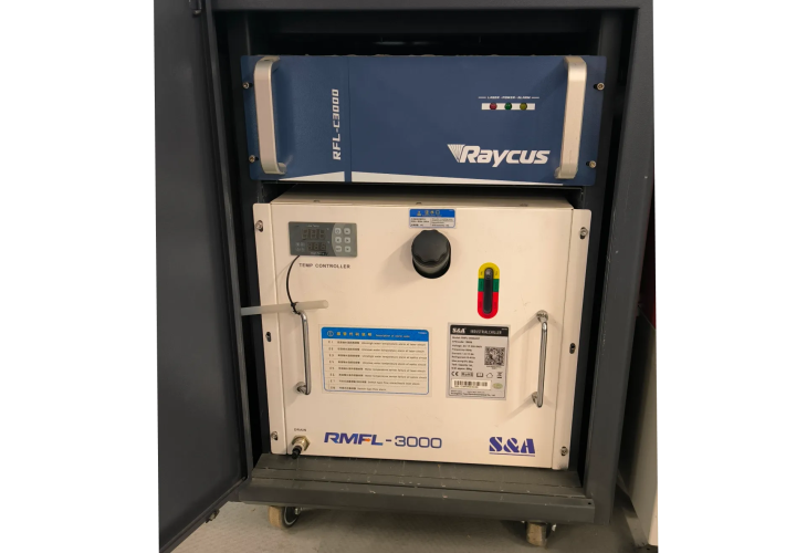 Превью 2 к Ручная лазерная очистка Wattsan CW 3000 Вт JPT