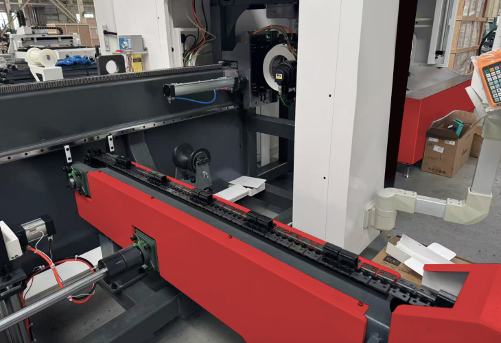 Превью 6 к Лазерный труборез Wattsan Heavy Duty 12 м 12 кВт IPG