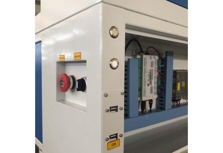 Превью 3 к Лазерный станок ZERDER FLEX 1060 90 Вт Lasea F2