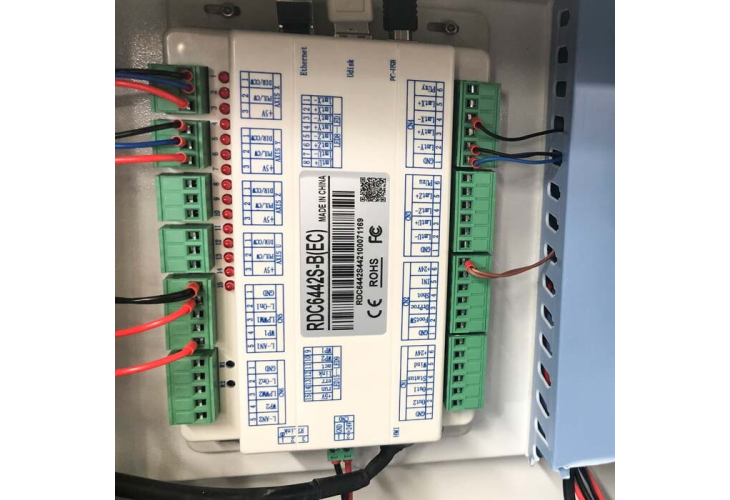 Превью 6 к Лазерный станок ZERDER ACE 1610 100 Вт Lasea F4