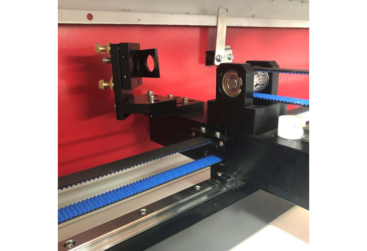 Превью 9 к Лазерный станок ZERDER ACE 1610 110 Вт Reci W4