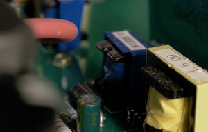 Видеообзор блока высокого напряжения RECI DY13 130W